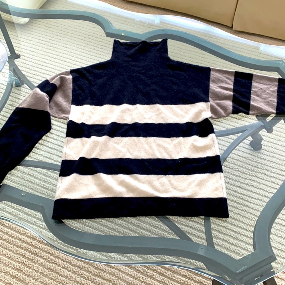 COPY - Super cozy sweater